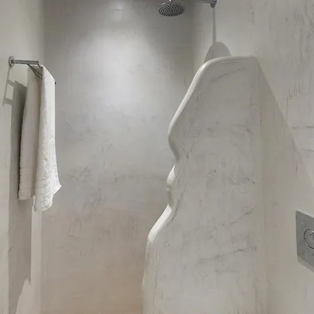 Aphrodite's Refuge Apartment