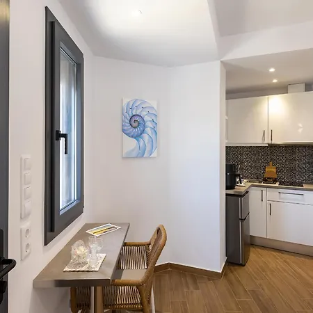 Aphrodite's Refuge Apartment *