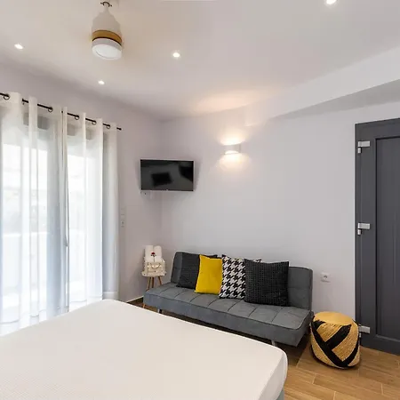 Aphrodite's Refuge Apartment *