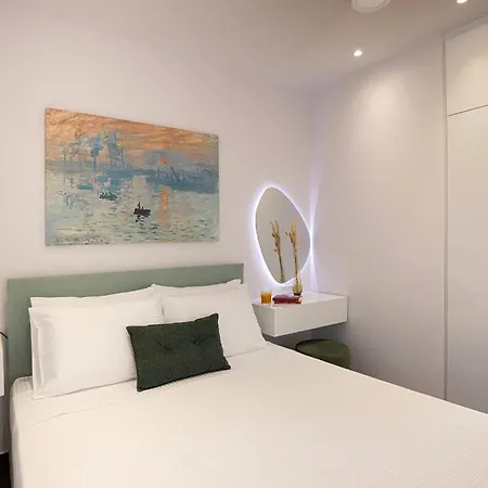 Aphrodite's Refuge Apartment *