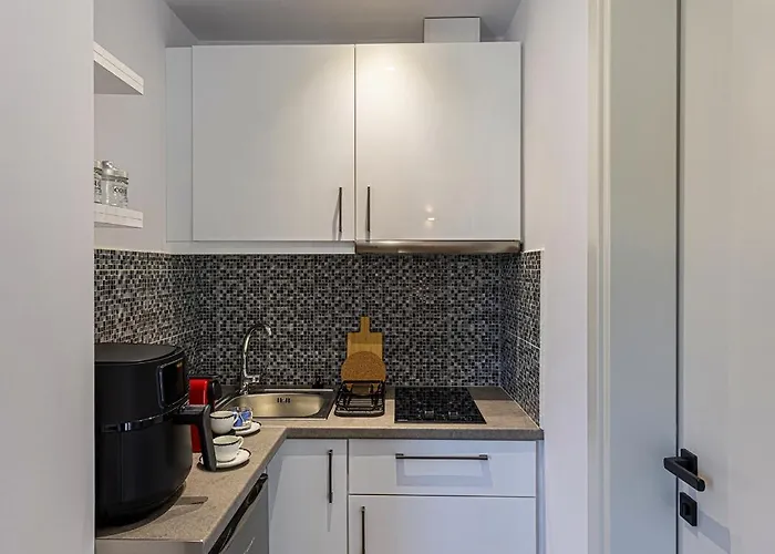 Aphrodite's Refuge *