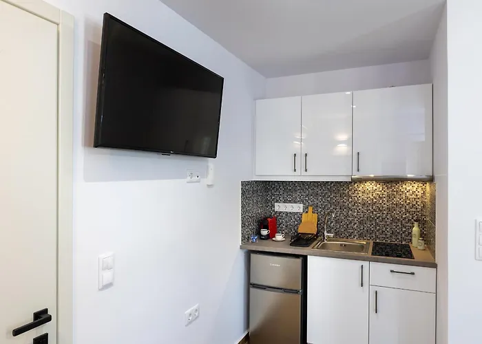 Aphrodite's Refuge *