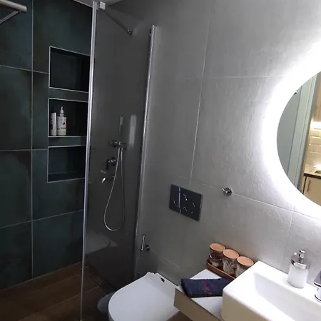 Aphrodite's Refuge Apartment *