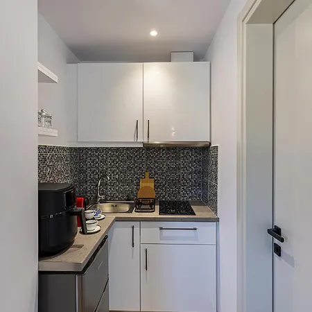 Aphrodite's Refuge *