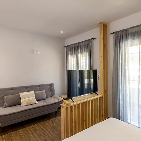 Apartment Aphrodite's Refuge