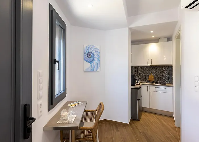 Aphrodite's Refuge Appartement *